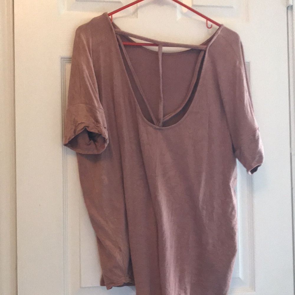red top - Picture 2 of 3